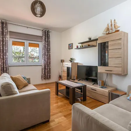 3 Bedroom Awesome In